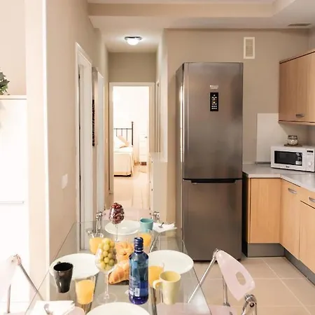 Apartment Near The Beach *